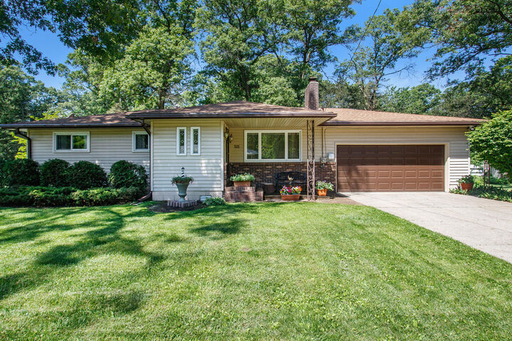 Property Photo:  511 Gardner Street  MI 49442 