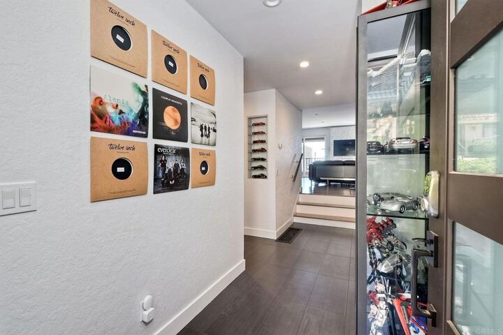 Property Photo:  2144 Caminito Del Barco  CA 92014 