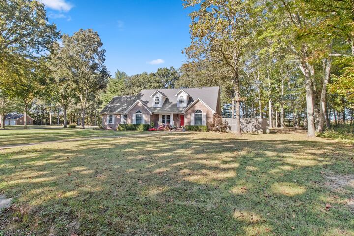 Property Photo:  48 Woodland Cir  TN 38464 
