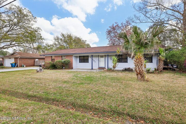 Property Photo:  10761 Pinholster Road  FL 32218 