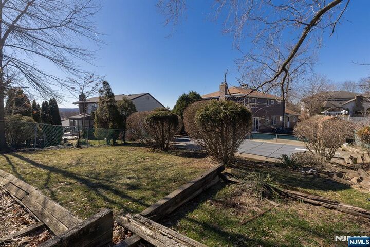 Property Photo: 23 Carr Place NJ 07512