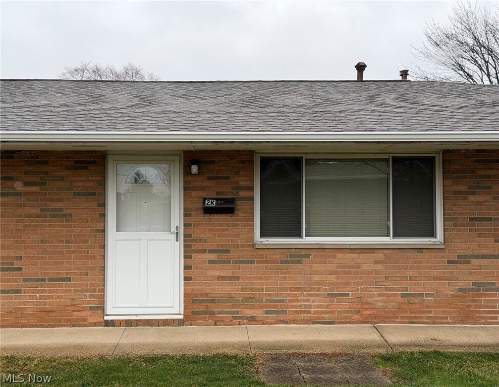 Property Photo:  21884 River Oaks Drive 2K  OH 44116 