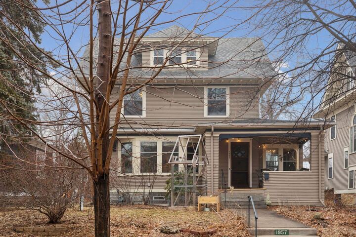 Property Photo:  1957 Selby Avenue  MN 55104 