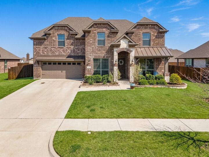 Property Photo:  602 Dean Box Drive  TX 75165 