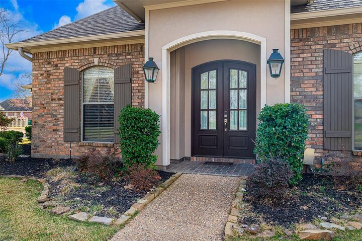 Property Photo:  336 Briars Court  LA 71111 