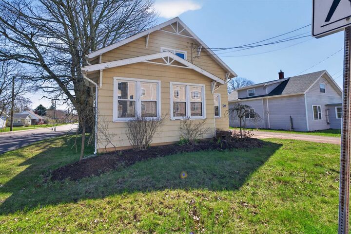 Property Photo: 289 Granville Street PE C1N 3A8