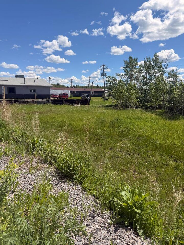 Property Photo: 4609 52 Street AB T0E 0S0