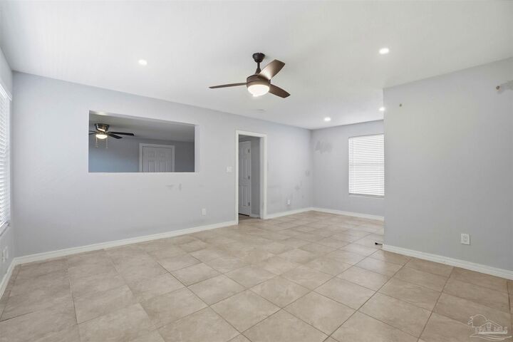 Property Photo:  4410 Havre Way  FL 32505 