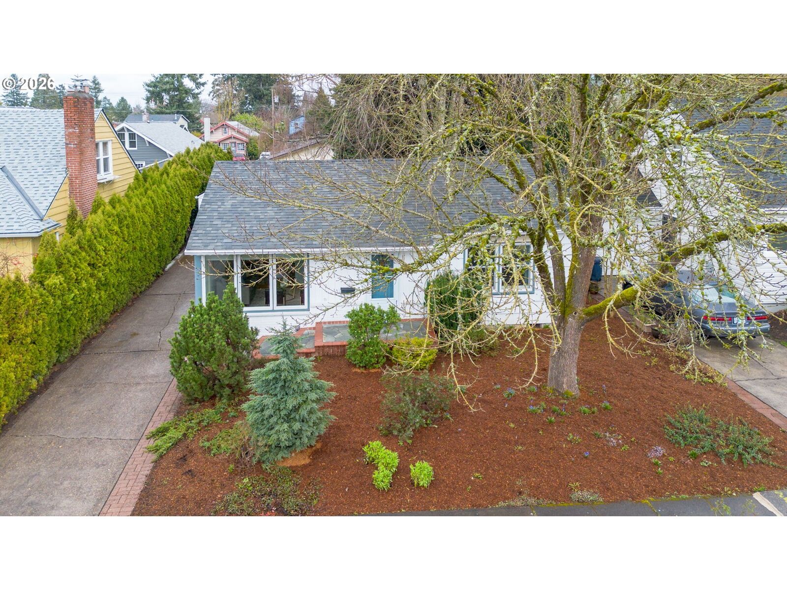 Property Photo: 4422 SE 50th Ave OR 97206