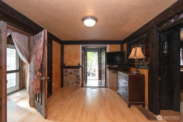 Property Photo:  3951 S Tyler Road  WA 98363 