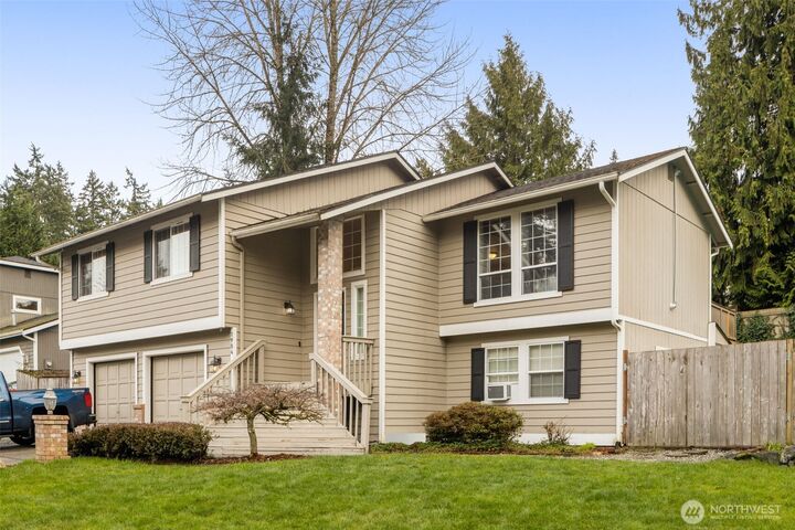 Property Photo:  1904  135th Street E  WA 98445 