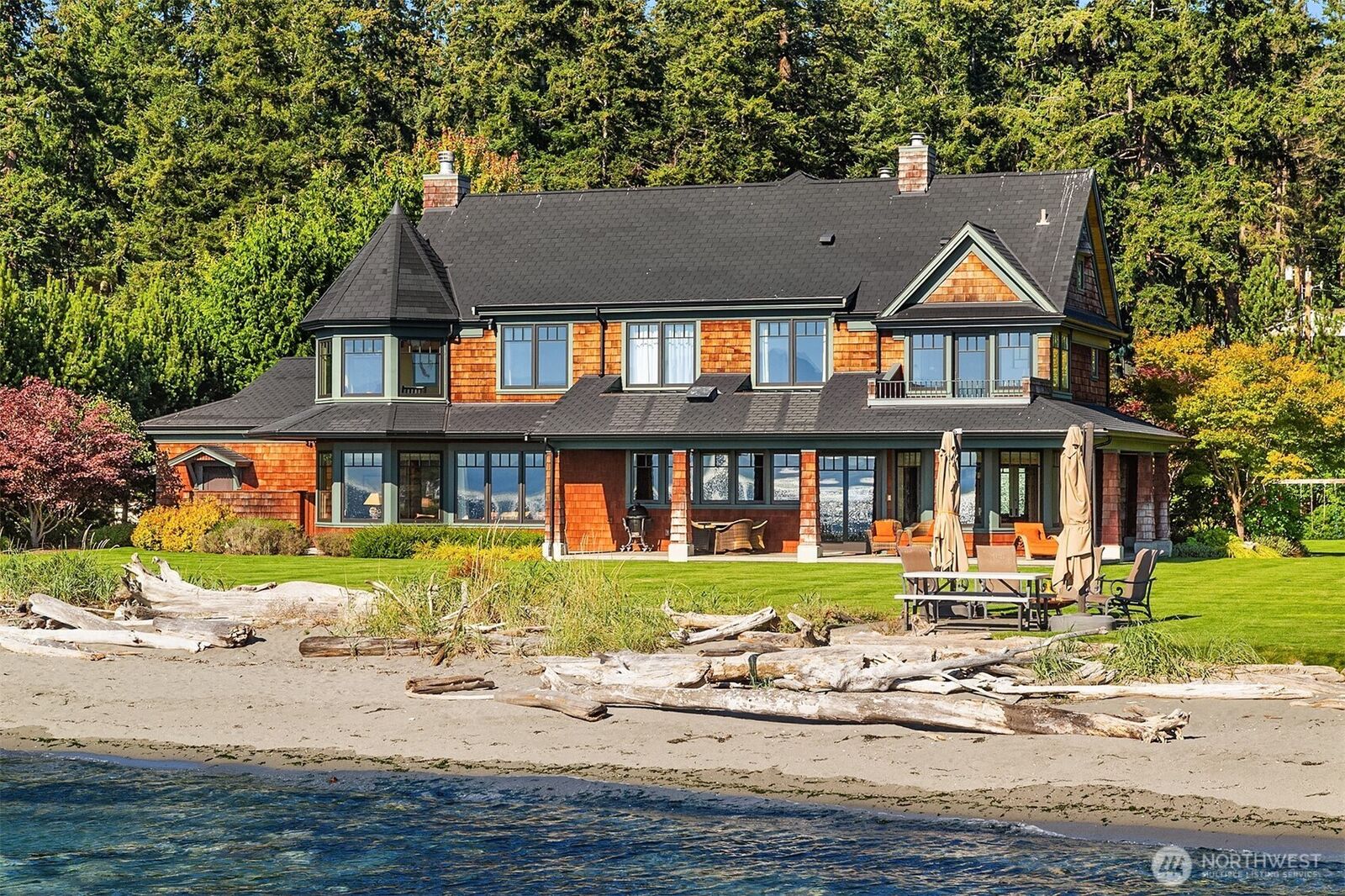 Property Photo:  5844  Mutiny Bay Road  WA 98249 