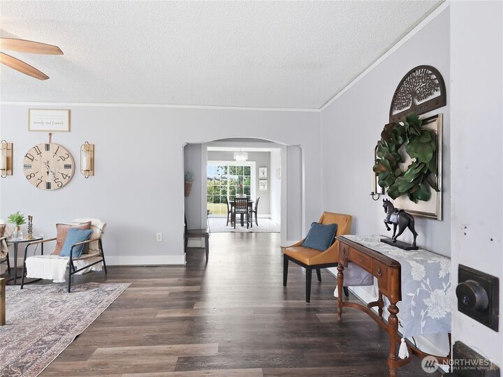 Property Photo:  2409  Cherry Street  WA 98520 
