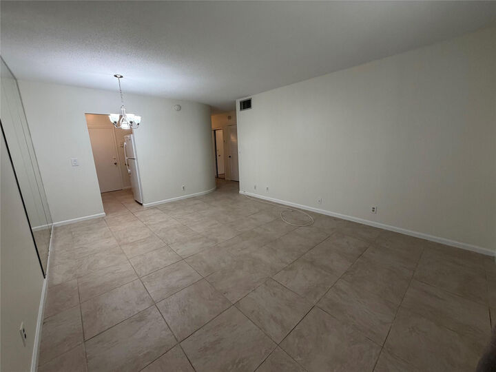 Property Photo: 2151 NE 68th Street 207 FL 33308