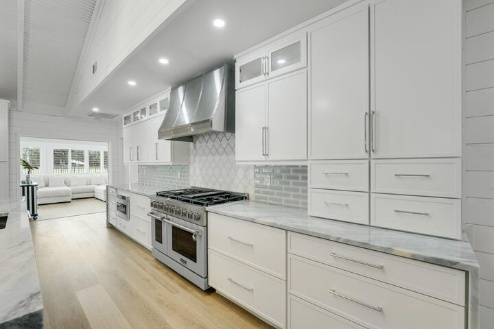 Property Photo:  4042 SW Bimini Circle N  FL 34990 