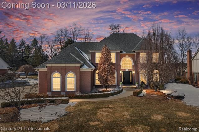 Property Photo:  2392 Kingscross Drive  MI 48316 