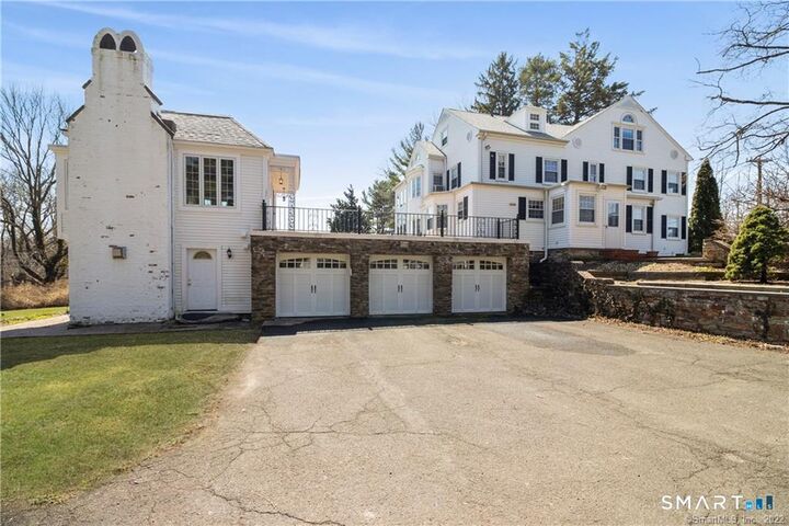 Property Photo:  85 Cherry Hill Road  CT 06405 