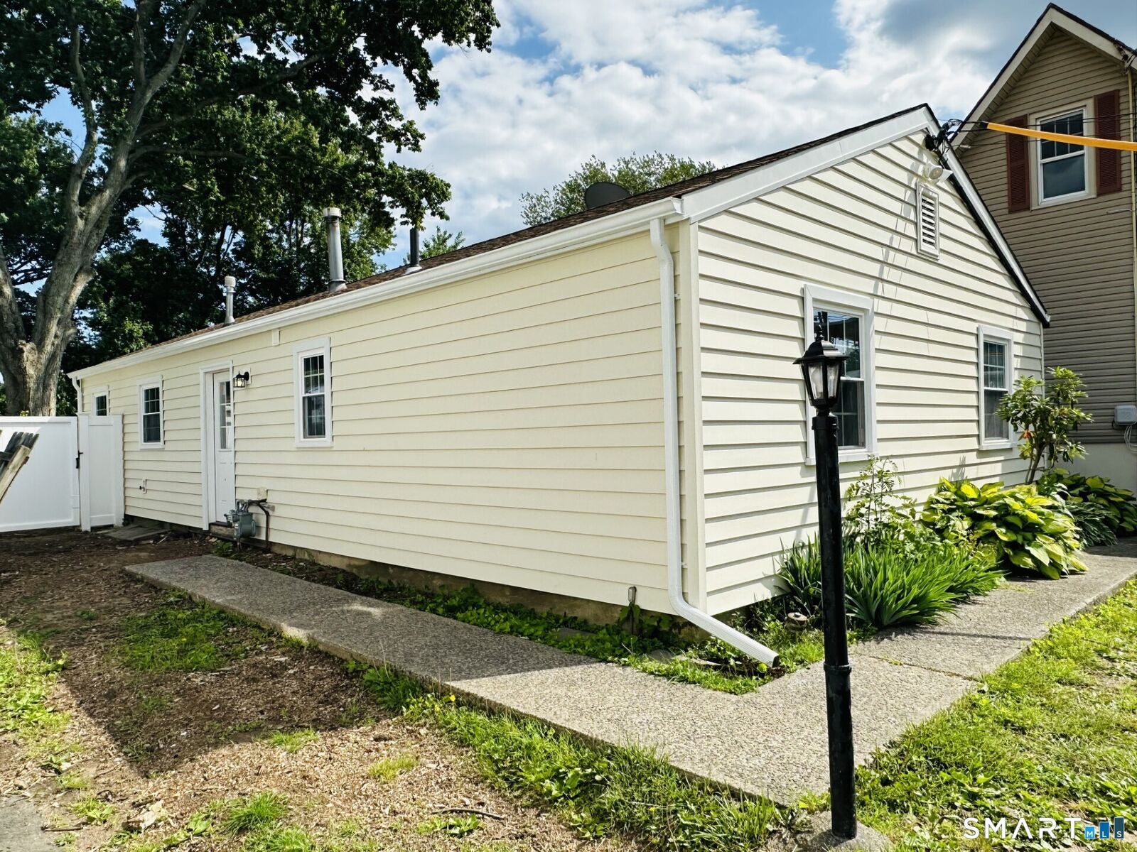 Property Photo: 100 Ruden Street CT 06516