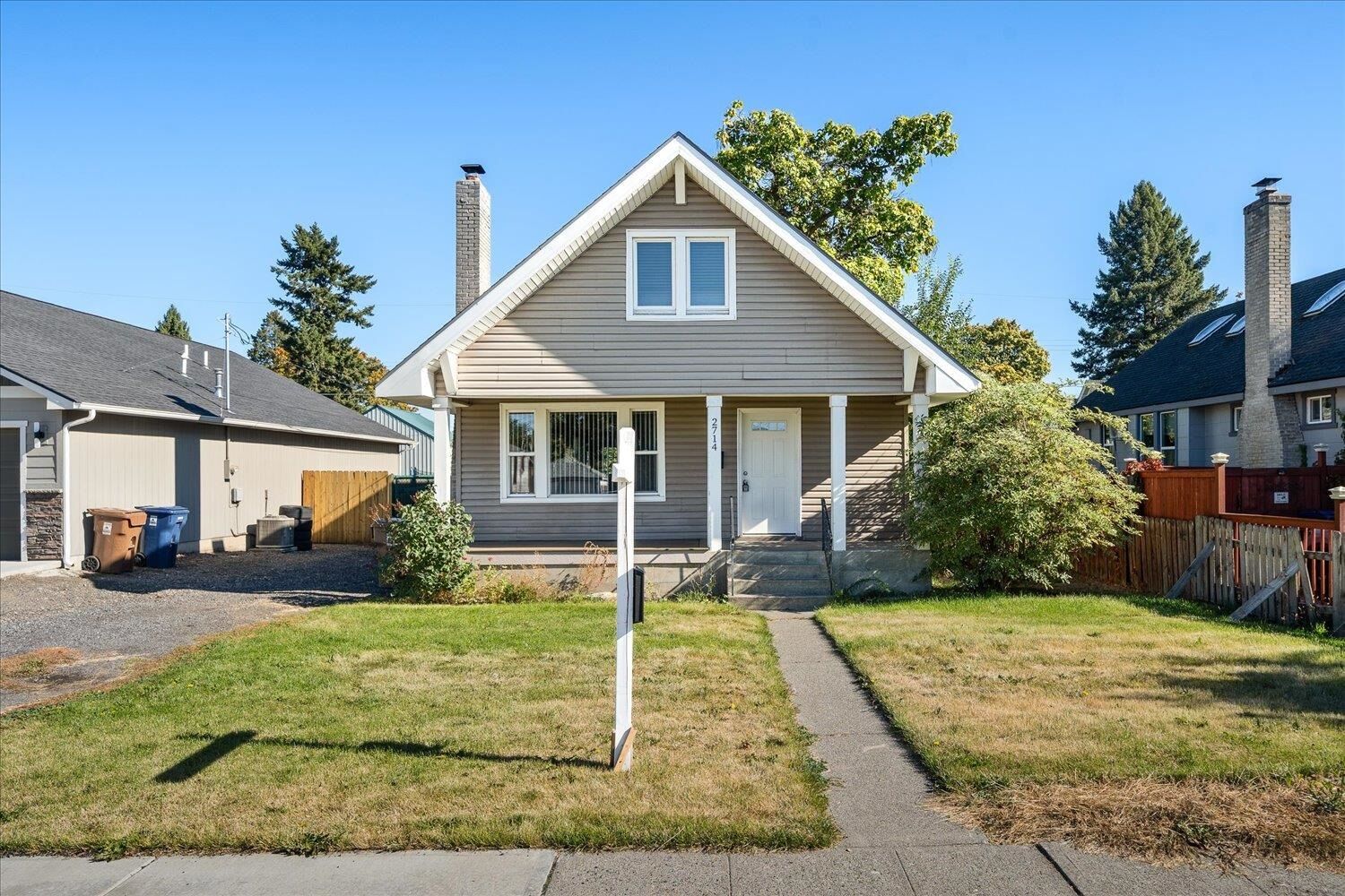Property Photo:  2714 N Lee St  WA 99207 