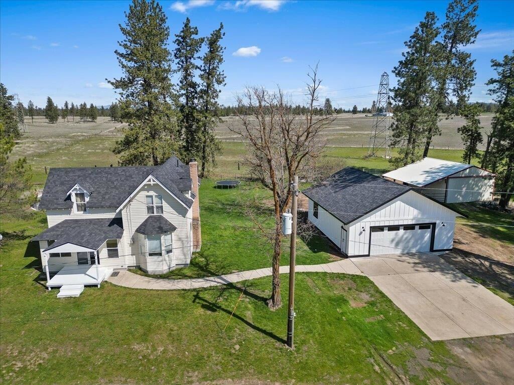 Property Photo: 7411 N Rambo Rd WA 99224