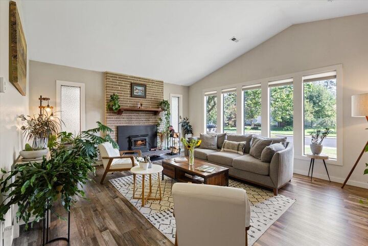 Property Photo:  3420 S Tekoa St  WA 99203 