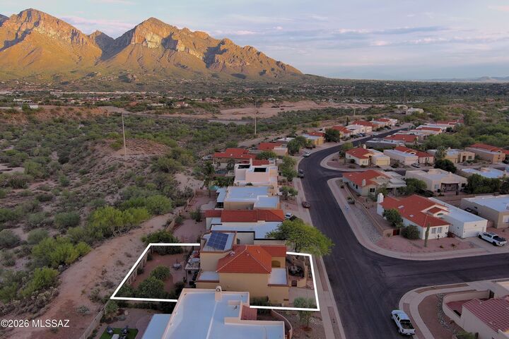 Property Photo:  11384 N Sawtooth Road  AZ 85737 