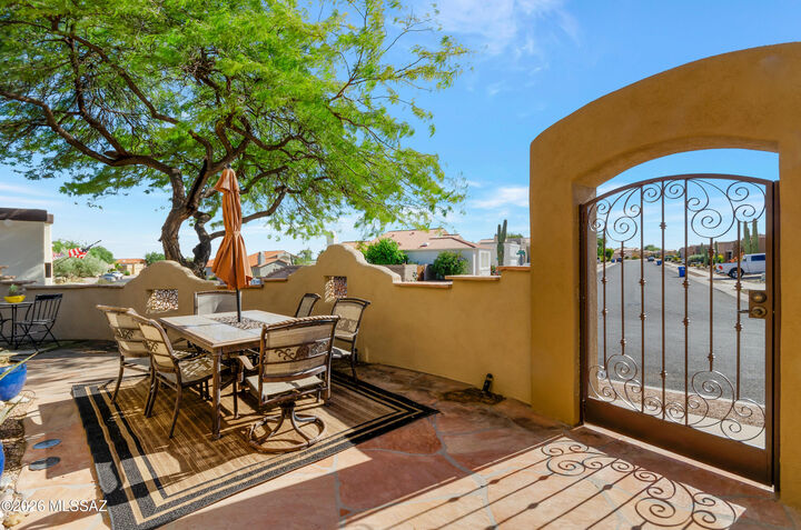 Property Photo: 11384 N Sawtooth Road AZ 85737