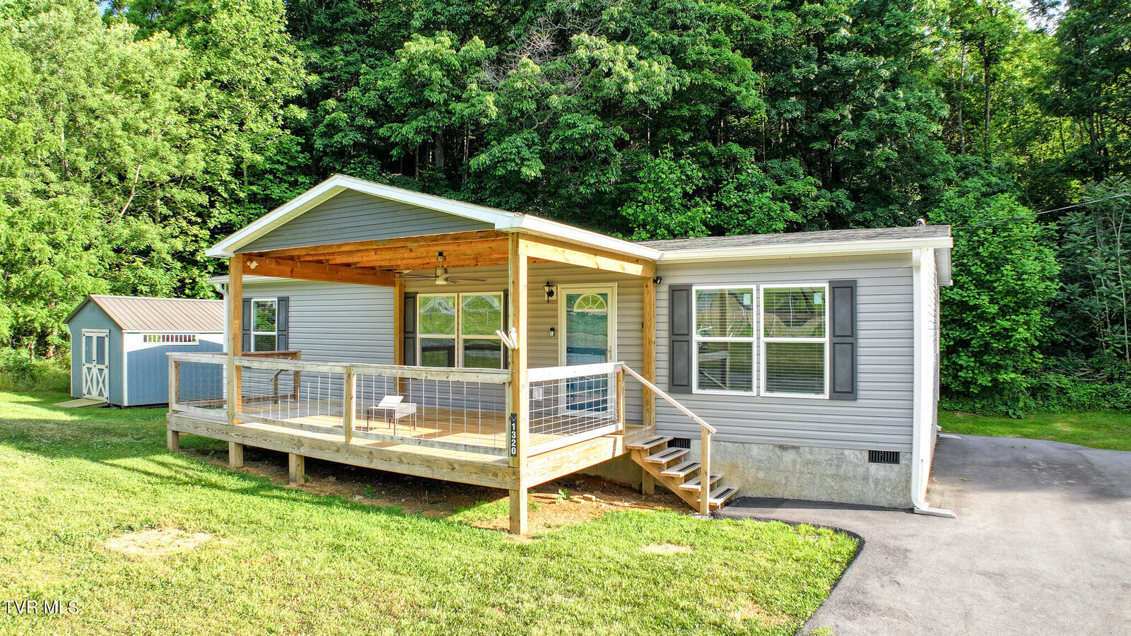Property Photo:  1320 Sugar Bowl Road  TN 37641 