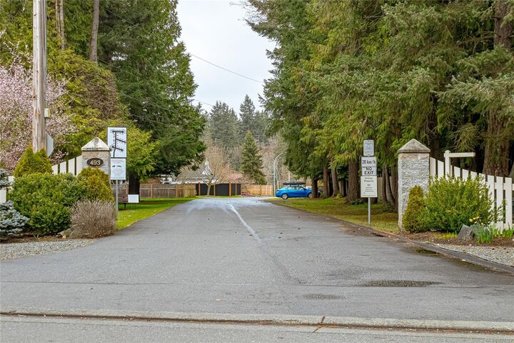Property Photo: 493 Pioneer Cres #24 BC V9P 1V2