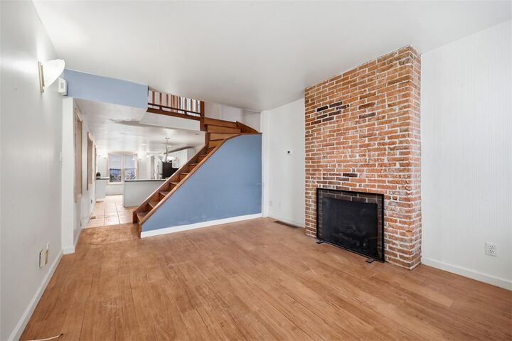 Property Photo:  59 S 14th St  PA 15203 