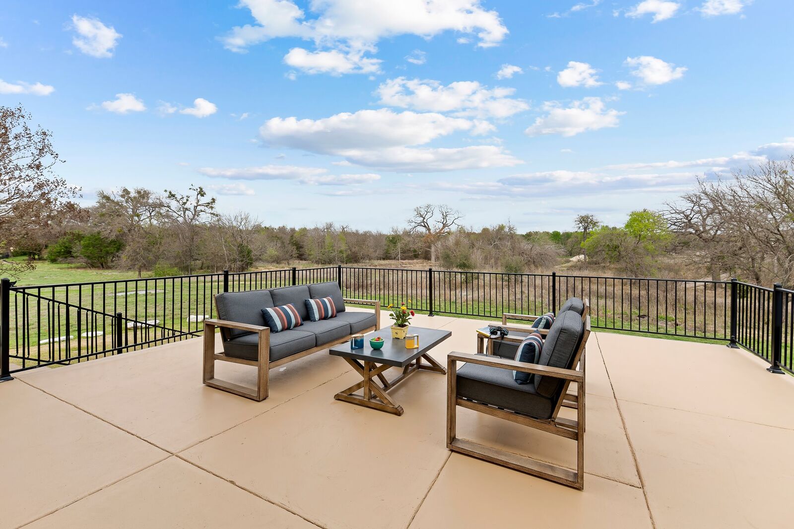 Property Photo: 511 Dove Hollow Trail TX 78633