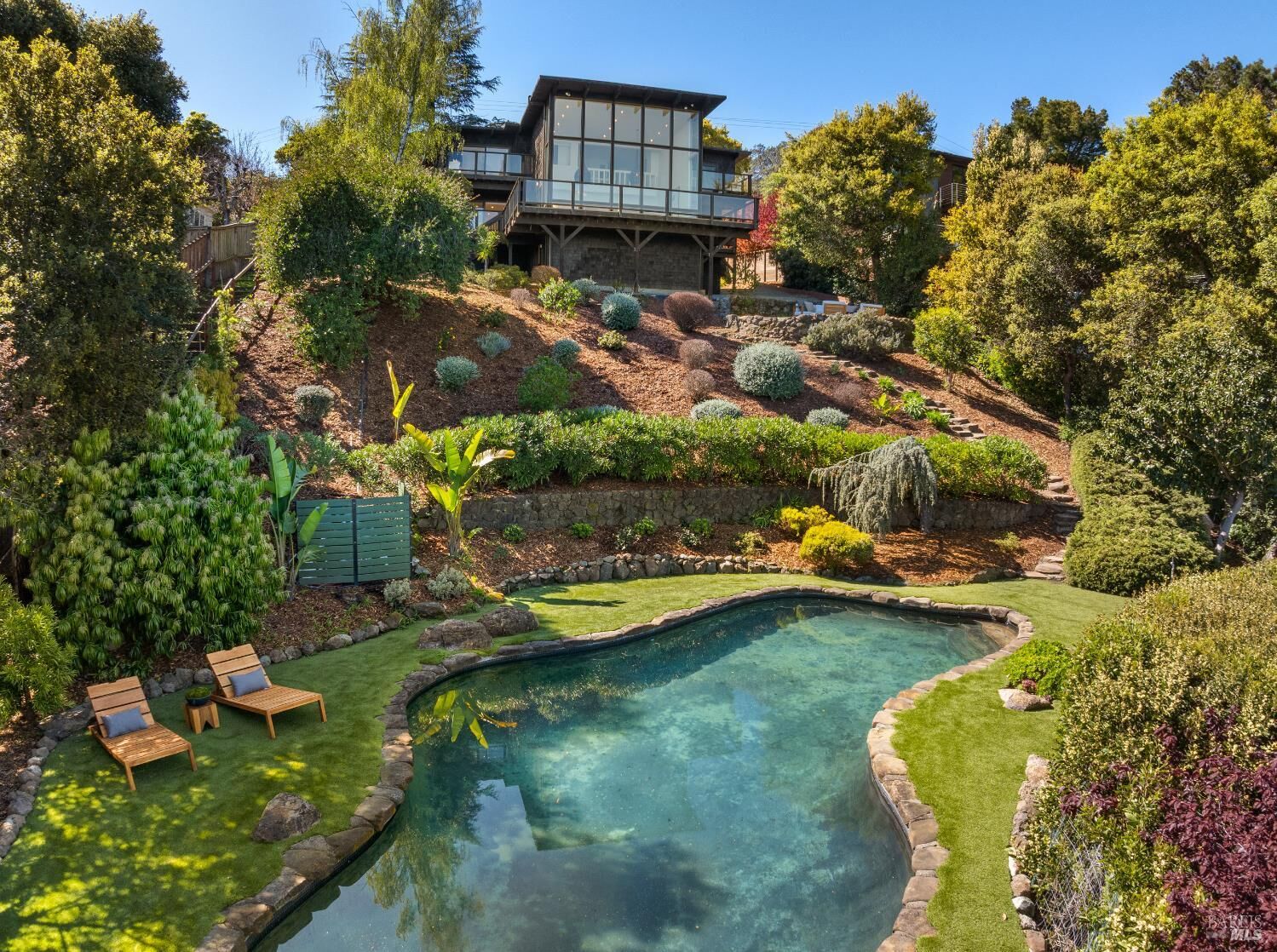 Property Photo:  5002 Paradise Drive  CA 94920 