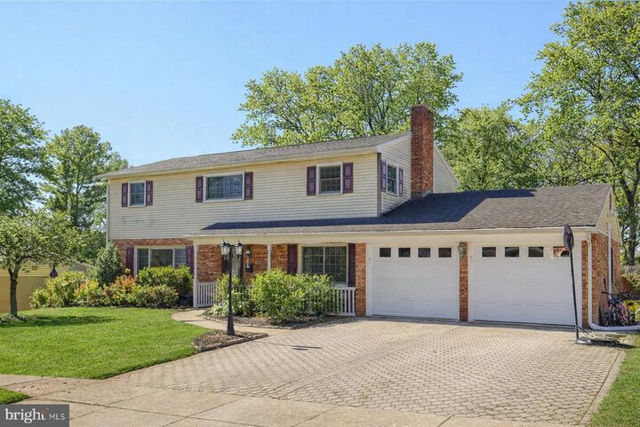 Property Photo:  232 Winding Way  PA 17011 