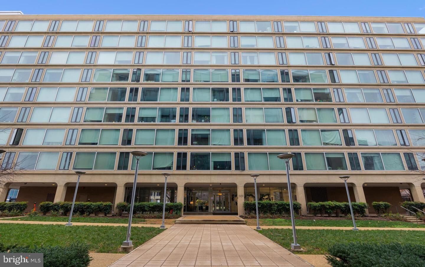 Property Photo:  1101 3rd Street SW 114  DC 20024 