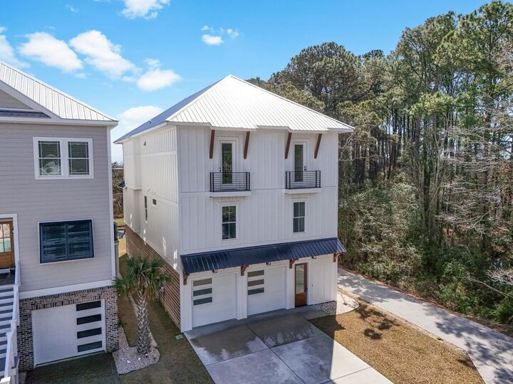 Property Photo:  42 Enclave Pl.  SC 29585 