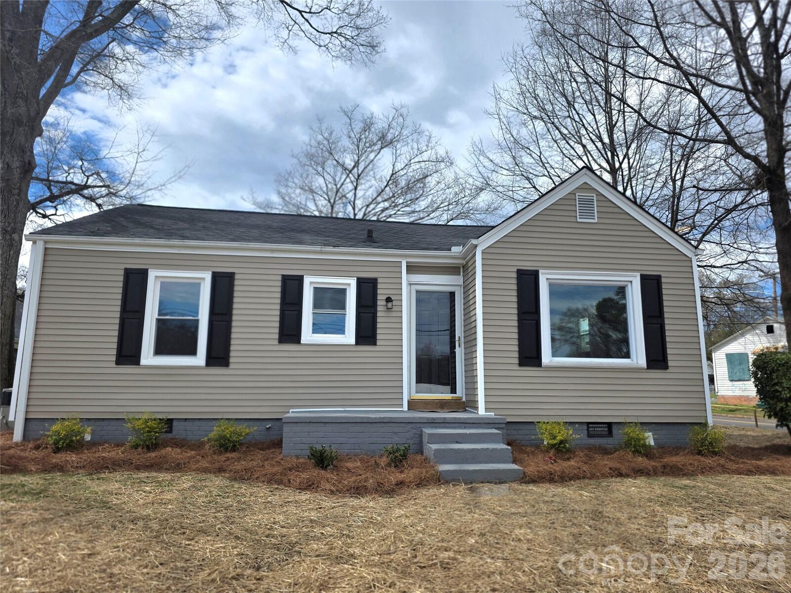 Property Photo: 601 Linwood Road NC 28052