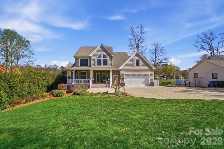 Property Photo: 186 Hazelton Loop NC 28117