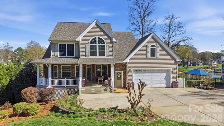 Property Photo: 186 Hazelton Loop NC 28117