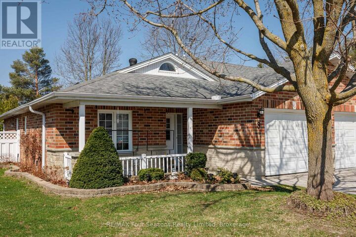 Property Photo: 275 Huron Street 8 ON L0M 1S0