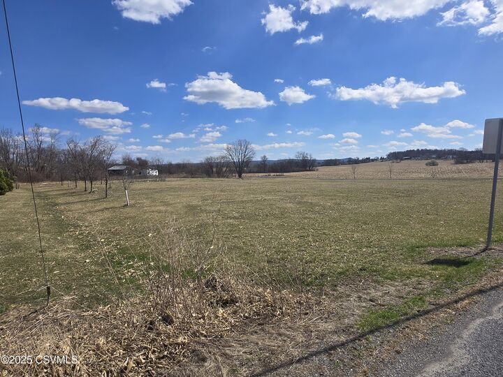 Property Photo:  33 Grand Oak Lane  PA 17870 