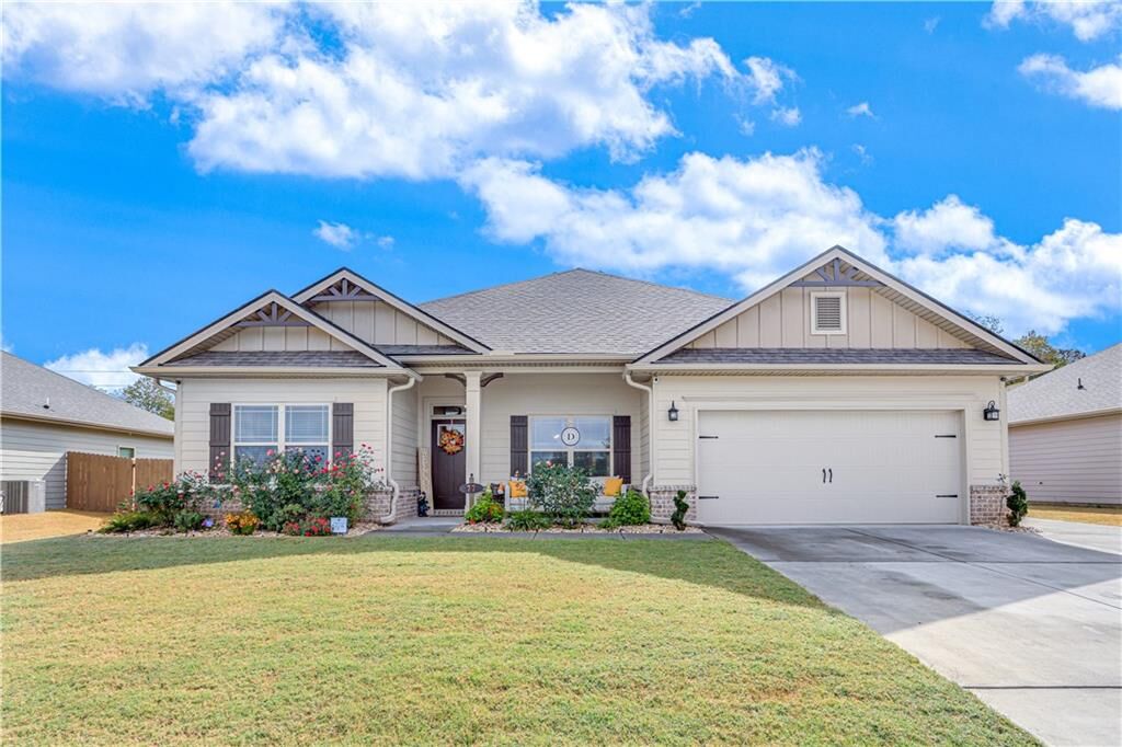 Property Photo:  77 Midnight Run S  GA 30534 