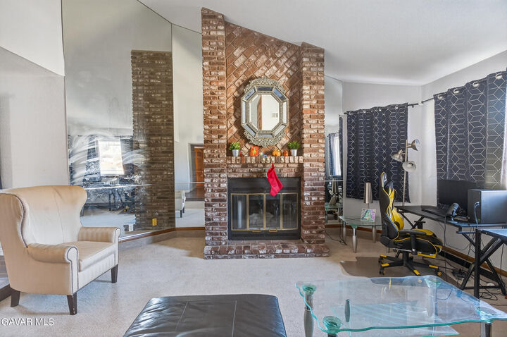 Property Photo:  41537 Poplar Circle  CA 93551 