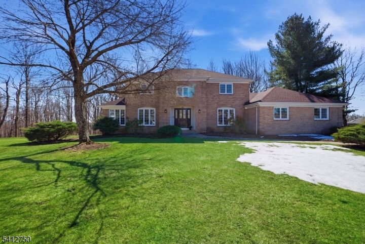 Property Photo: 50 Pinewood Cres NJ 07922