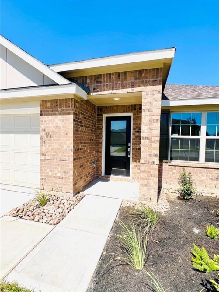 Property Photo:  22445 Mountain Pine Drive  TX 77357 