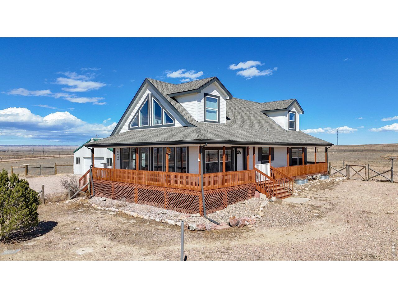 Property Photo:  16426 Linton Ln  CO 80549 