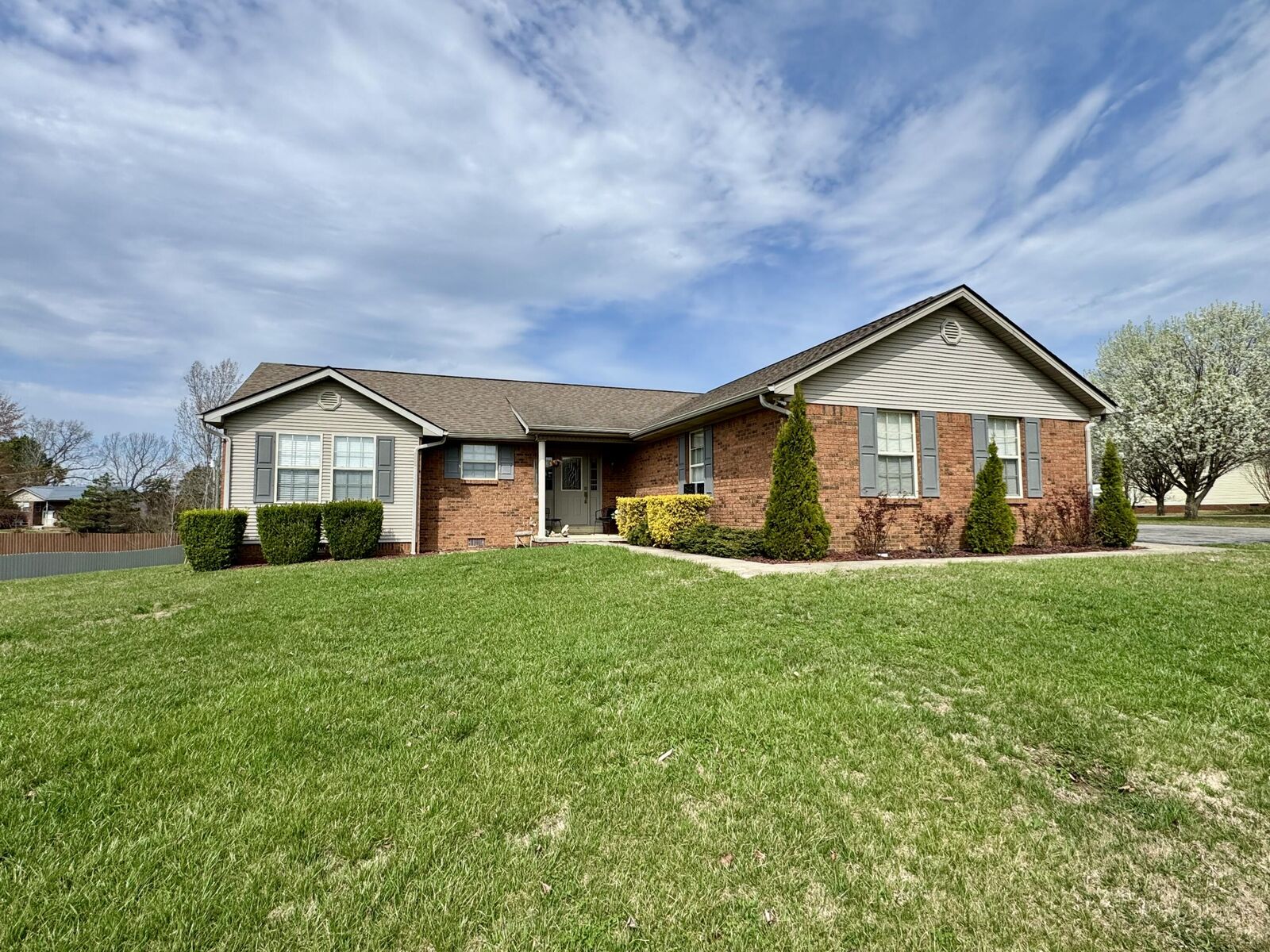 Property Photo:  336 Springhurst Drive  KY 40403 