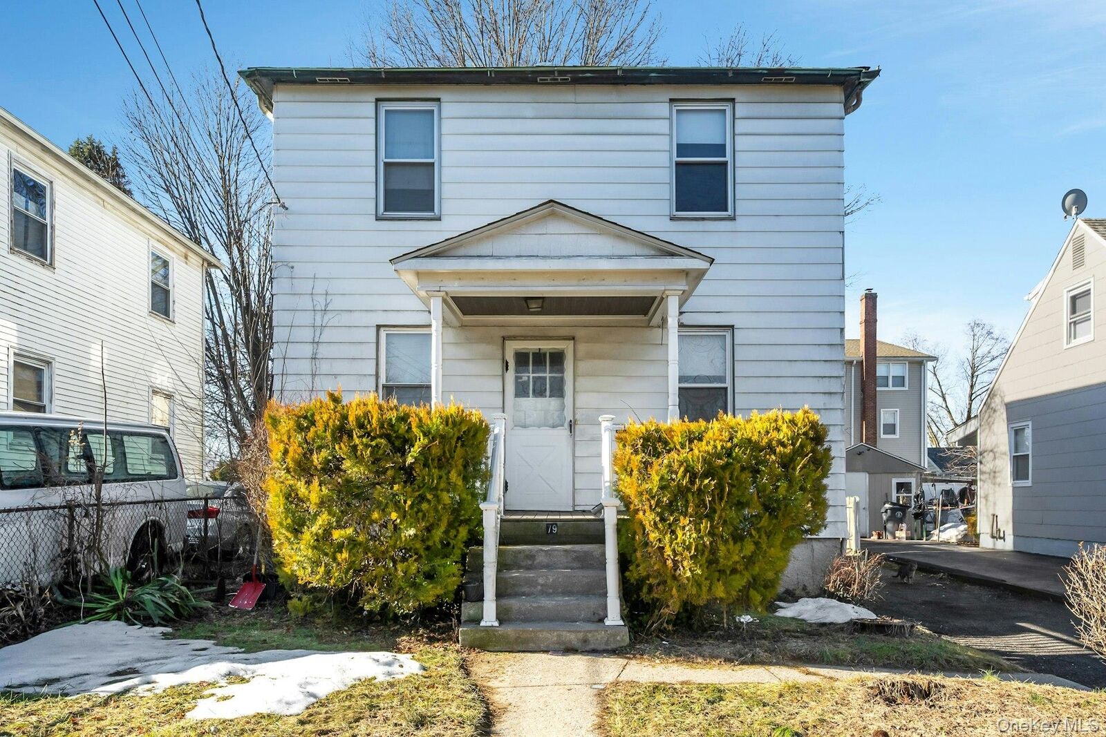 Property Photo:  79 Riverdale Avenue  NY 10607 