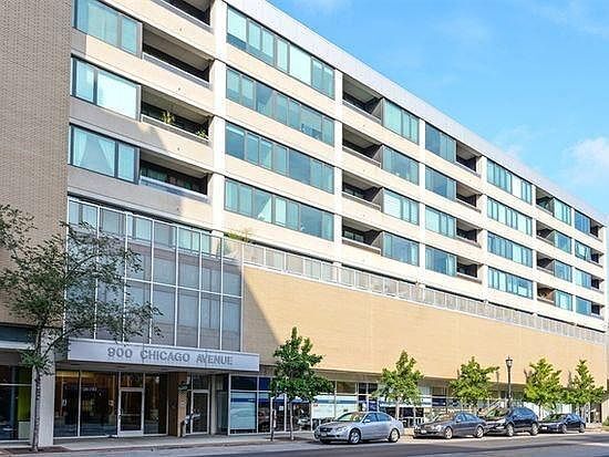 Property Photo:  900 Chicago Avenue 609  IL 60202 
