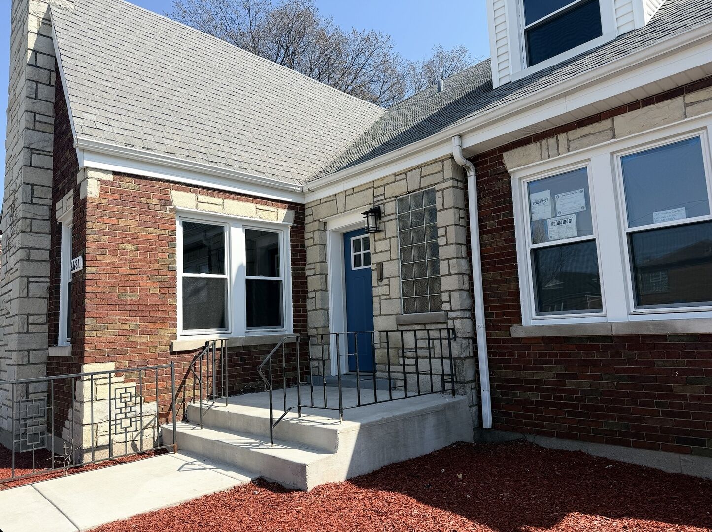 Property Photo:  8631 S Constance Avenue  IL 60617 