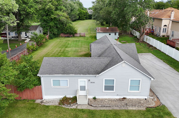 Property Photo:  18145 Harlem Avenue  IL 60477 